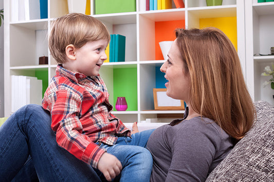 Communiquer avec les 0-3 ans en langue des signes bébé